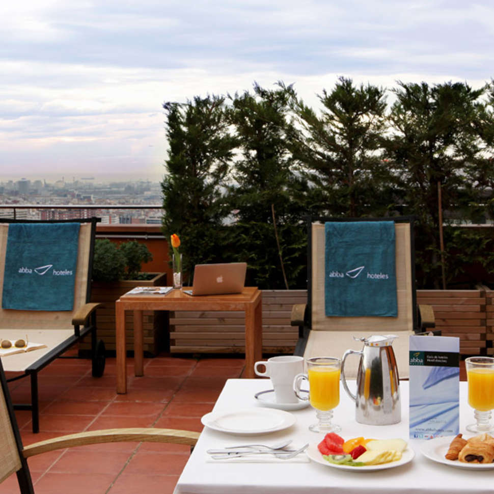 Ein Foto von der Terrasse im Abba Garden Hotel