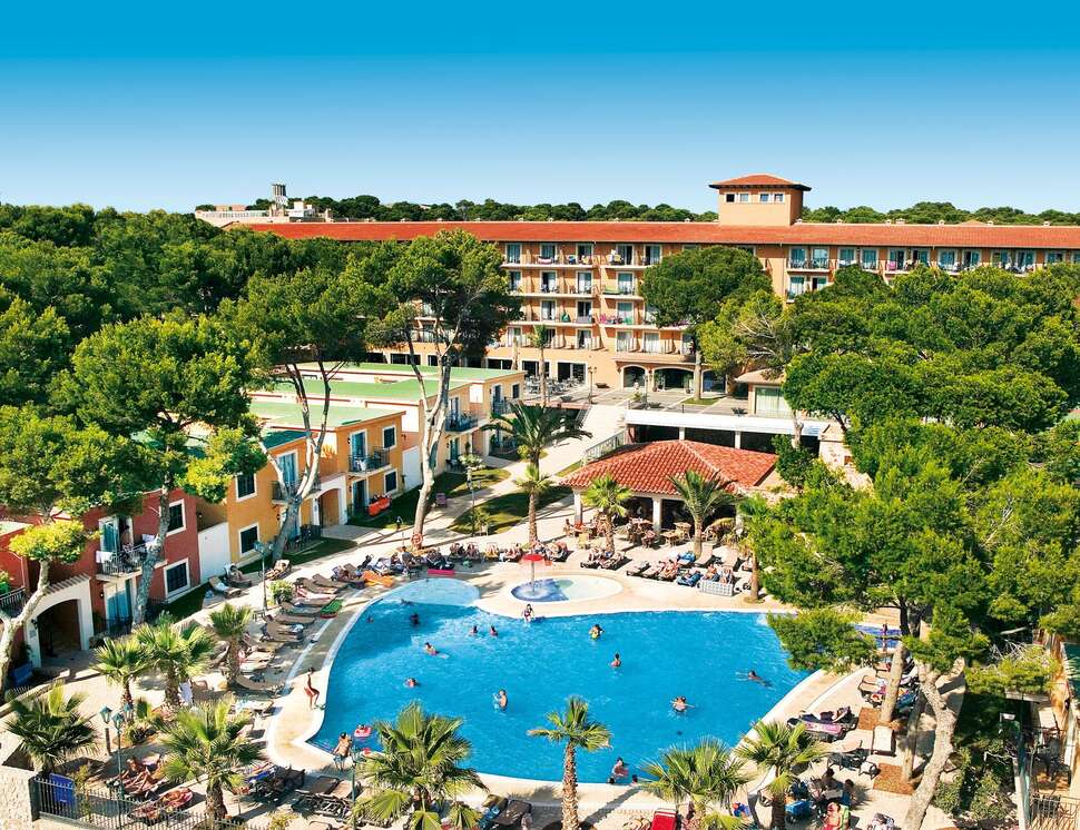 Een foto van het zwembad bij Occidental Playa de Palma
