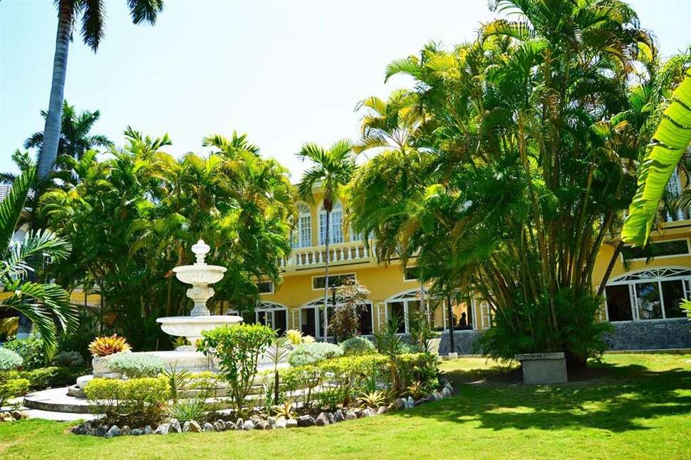 Een foto van SeaGarden Beach Resort