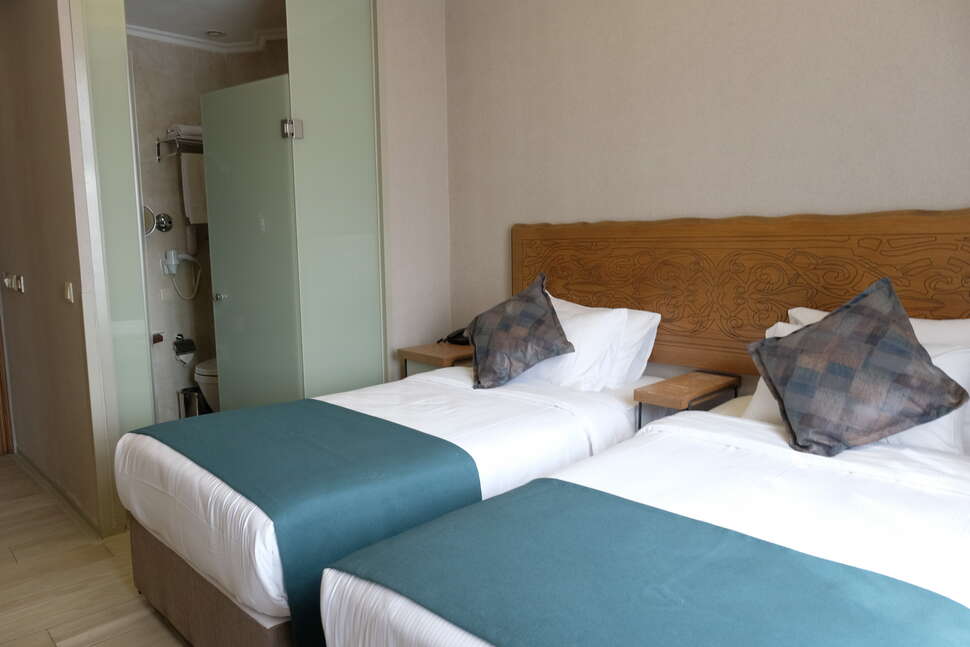 Ein Foto Galatahan Hotel