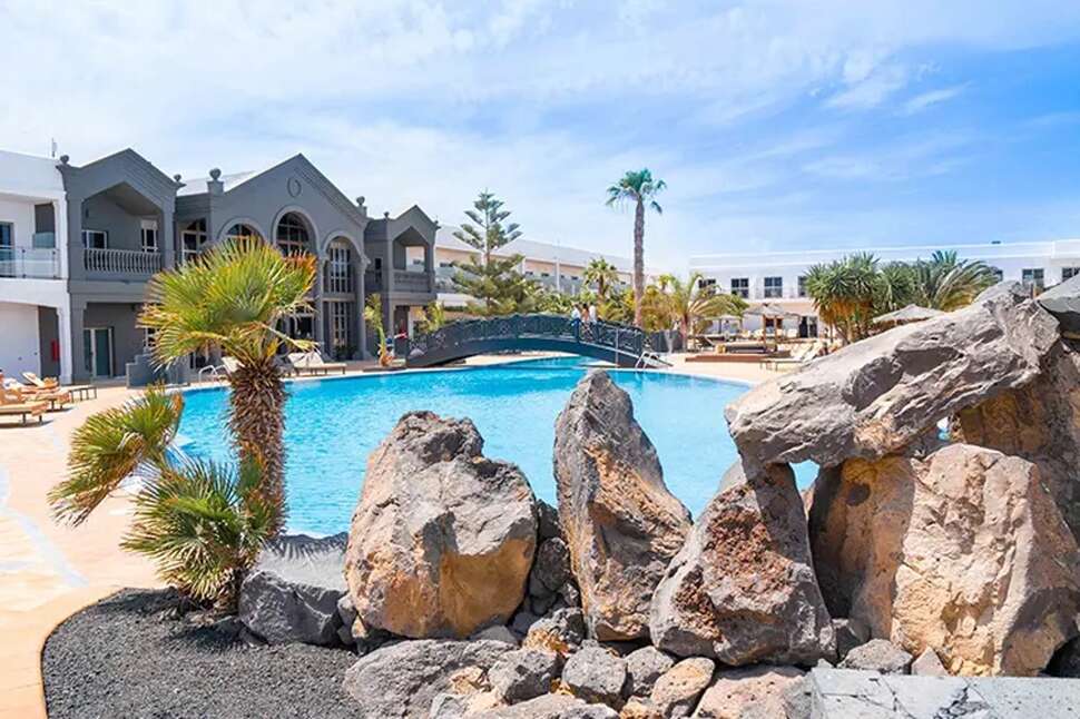 Een foto van het zwembad bij Hotel Coral Cotillo Beach
