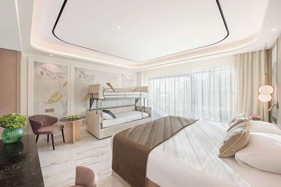 Een foto van Adams Beach Hotel