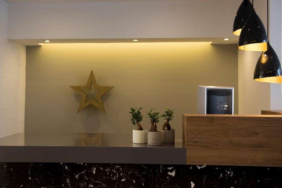 Een foto van het interieur van Relax Golden Star