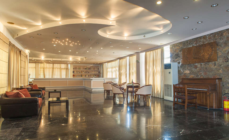 Een foto van het interieur van Golden Alexandros Hotel