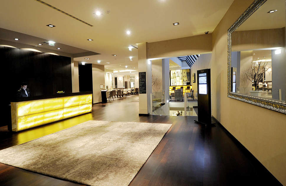 Een foto van het interieur van Czar Lisbon Hotel