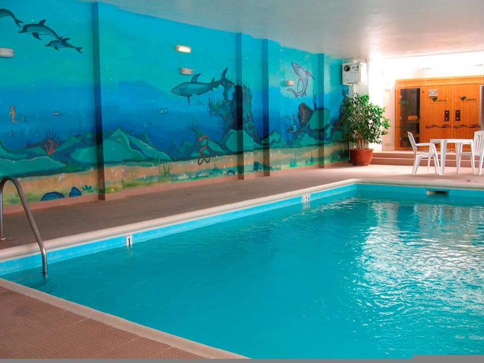 Een foto van het zwembad bij Aparthotel Calema
