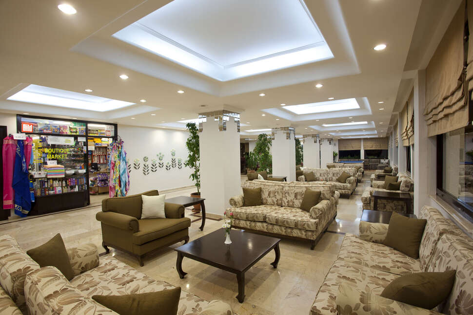 Een foto van het interieur van Club Hotel Titan