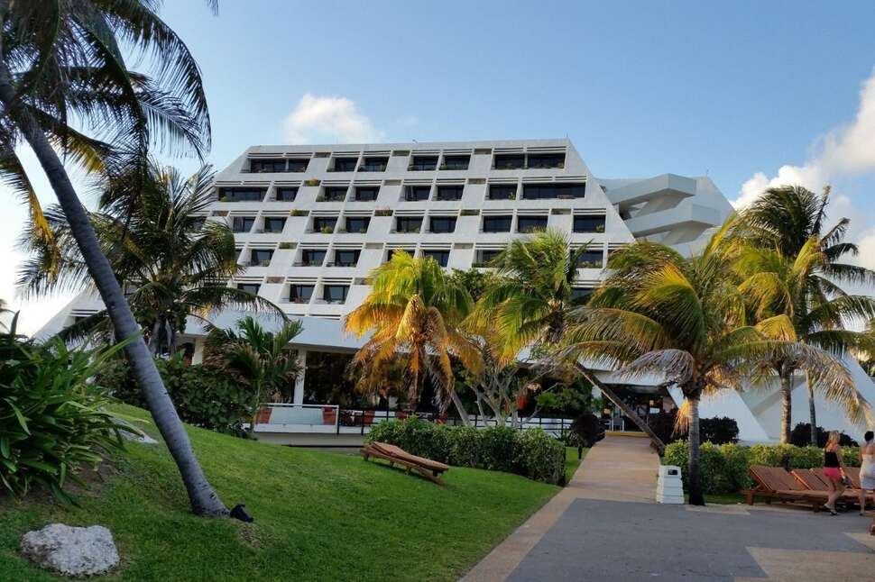 Ein Foto The Pyramid At Grand Oasis