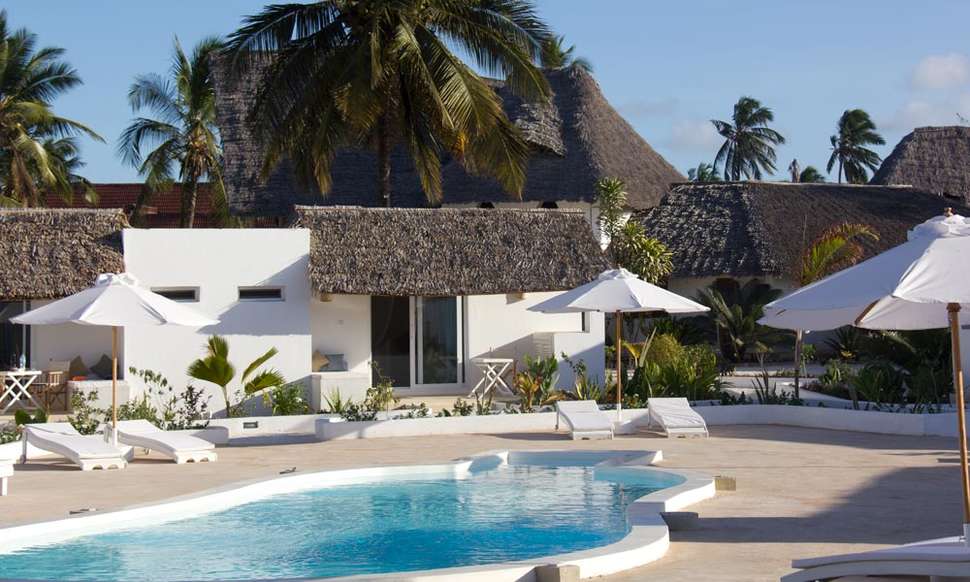 Een foto van het zwembad bij Dhow Inn boutique hotel