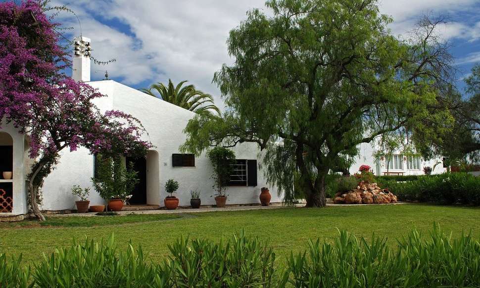 Een foto van de buitenkant van Pedras d'el Rei Resort