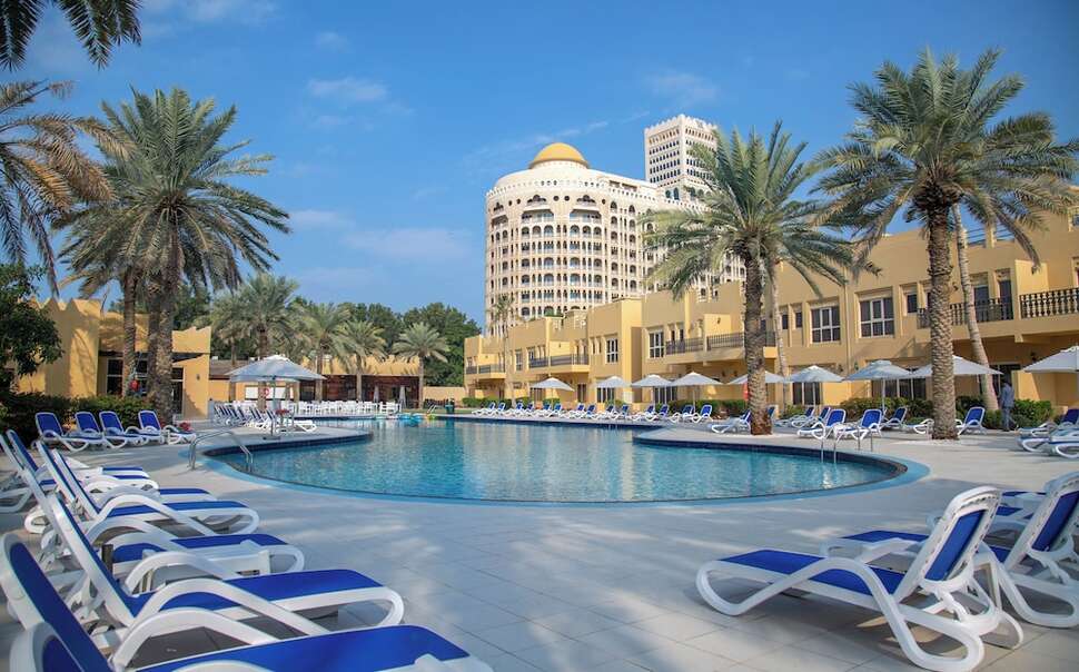Een foto van Al Hamra Village Hotel