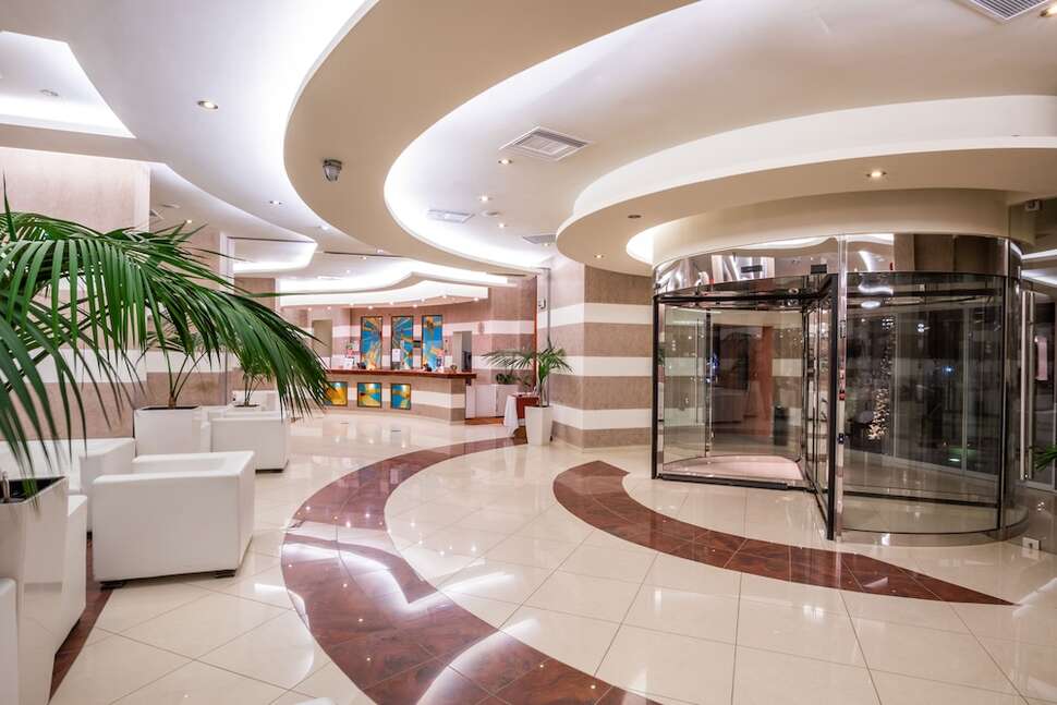 Een foto van het interieur van Konstantinos Palace