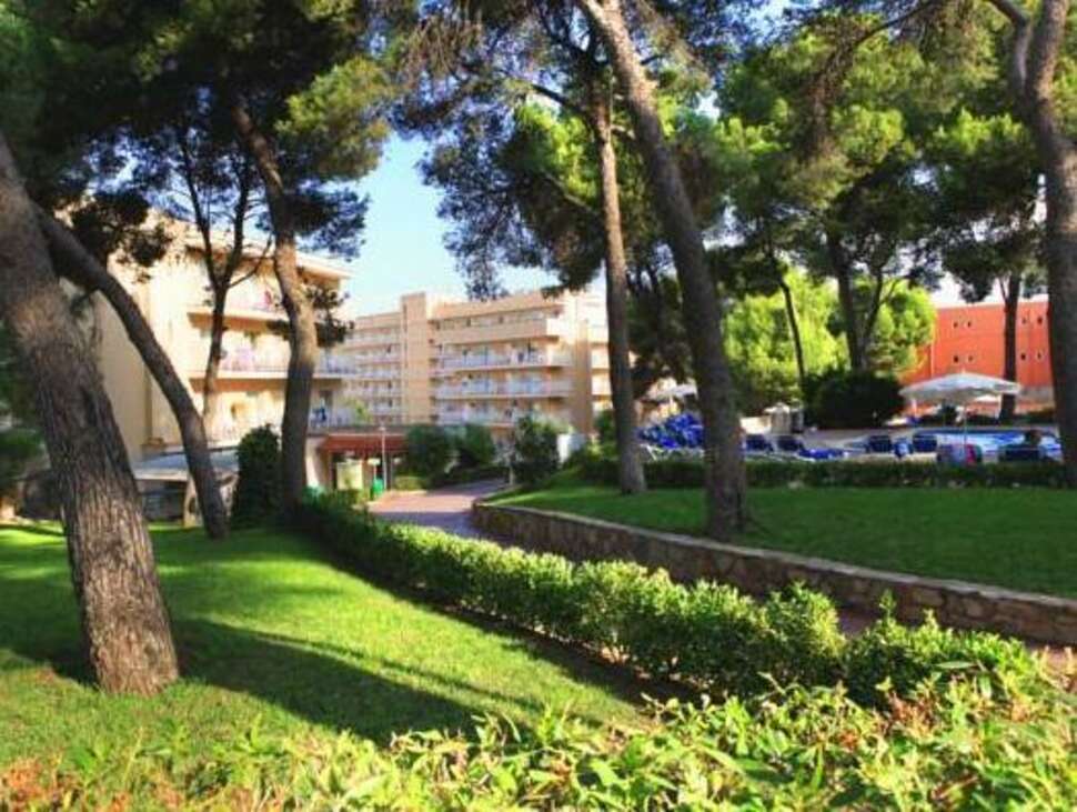 Een foto van de buitenkant van Palma Bay Club Resort & Annex