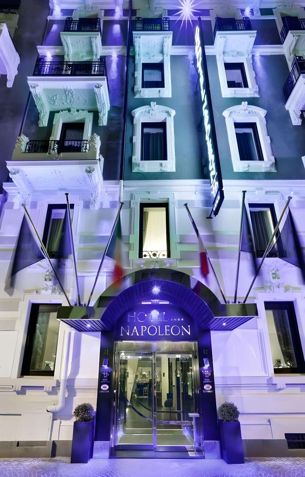 Een foto van Napoleon Hotel