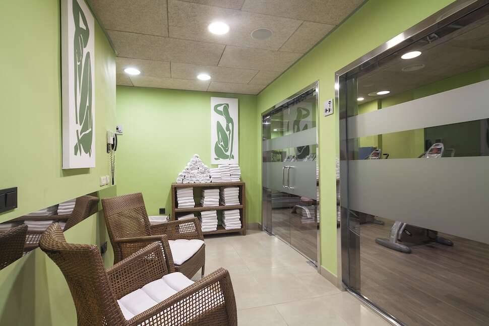 Een foto van de faciliteiten bij Hotel 4 Barcelona