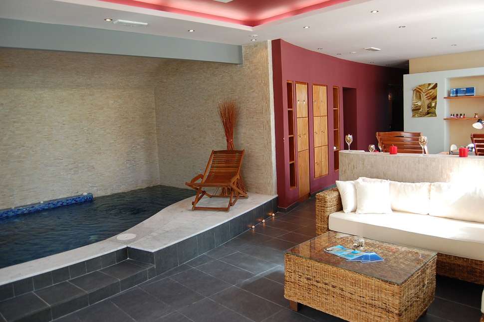 Een foto van de faciliteiten bij Antinea Suites & Spa