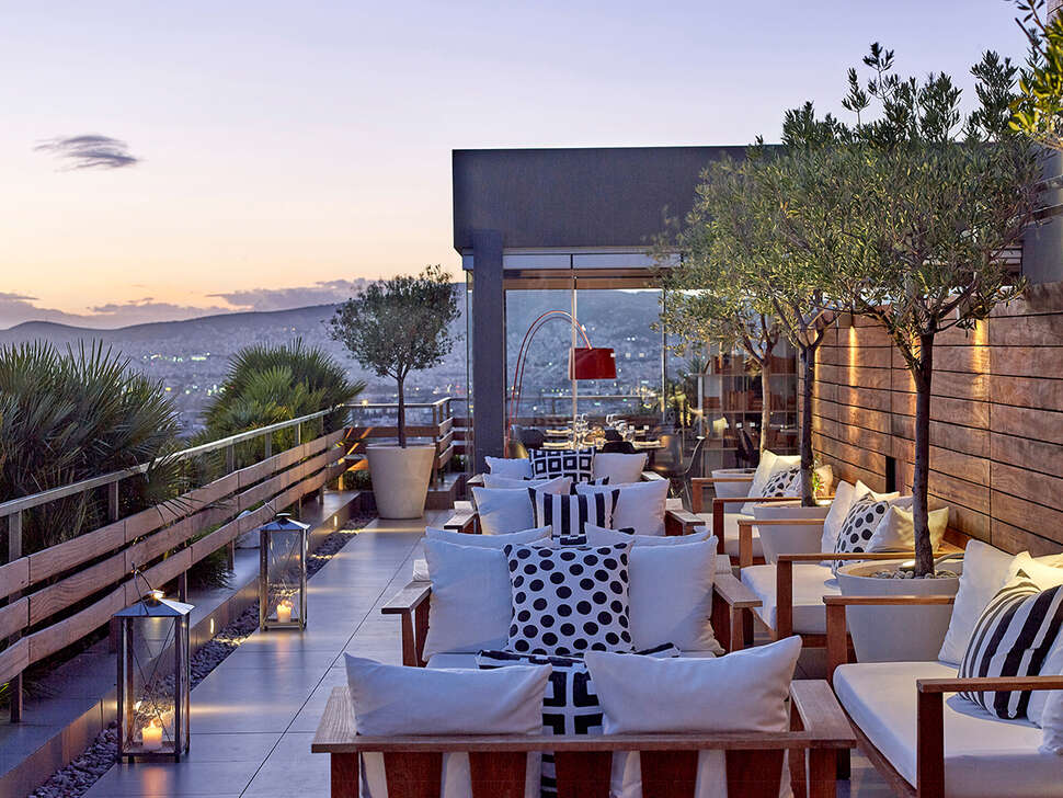 Ein Foto von der Terrasse im Fresh Hotel