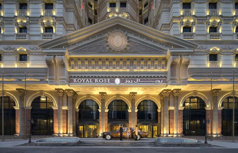 Ein Foto Royal Rose Abu Dhabi Curio Collection by Hilton