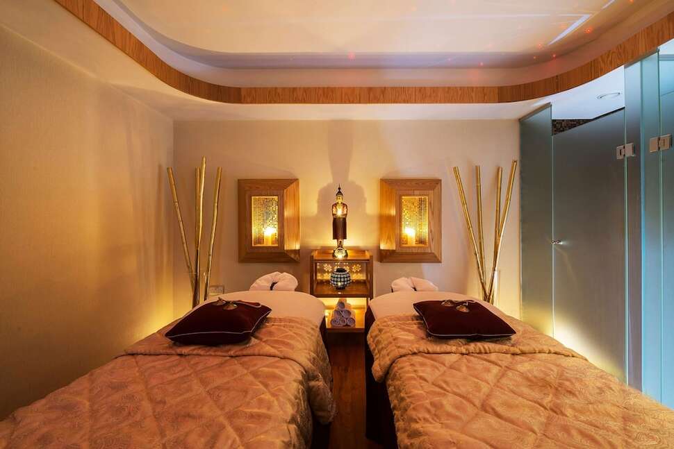 Een foto van de faciliteiten bij Constantinou Bros Athena Royal Beach Hotel