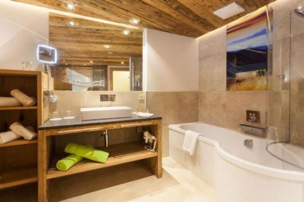Ein Foto Hotel Neuhaus