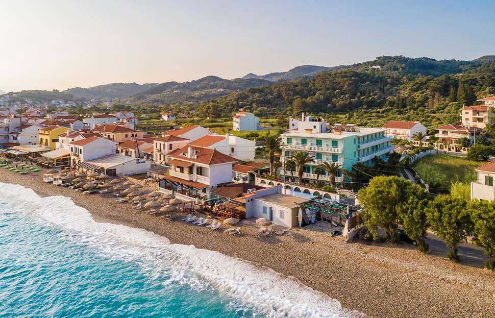 Een foto van de buitenkant van Kokkari Beach