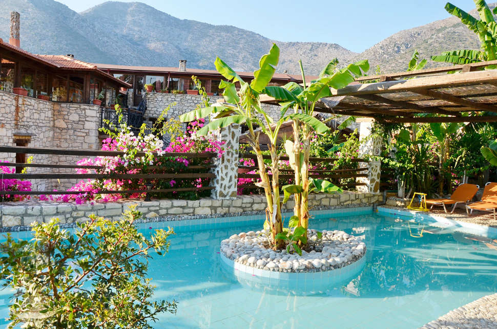 Ein Foto vom Pool im Stone Village Petrino Horio