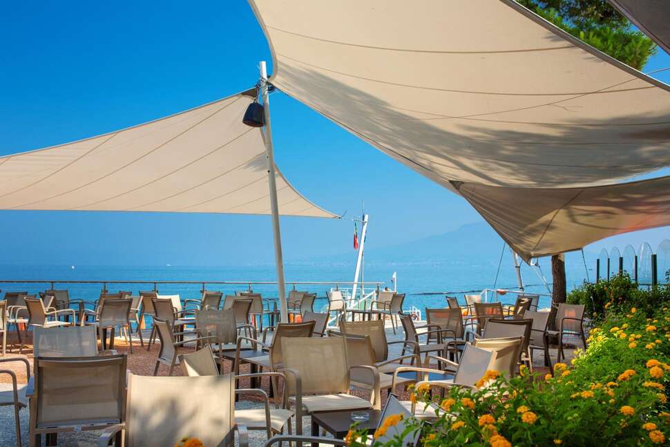 Ein Foto von der Terrasse im Hotel & Apartments Le Axidie