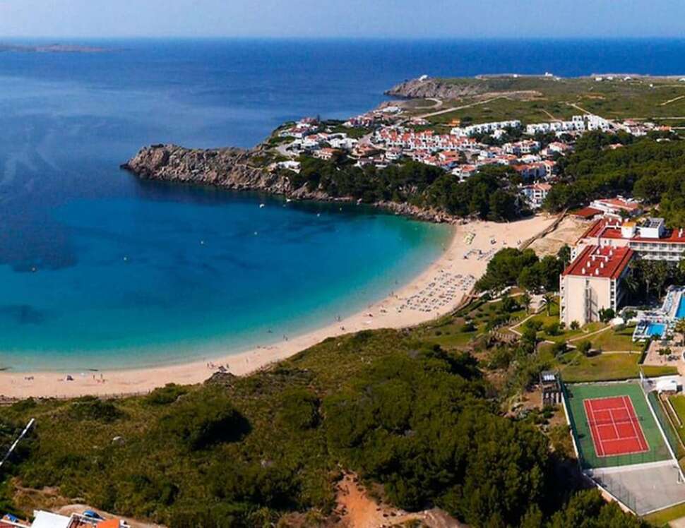 Een foto van de buitenkant van Club Hotel Aguamarina