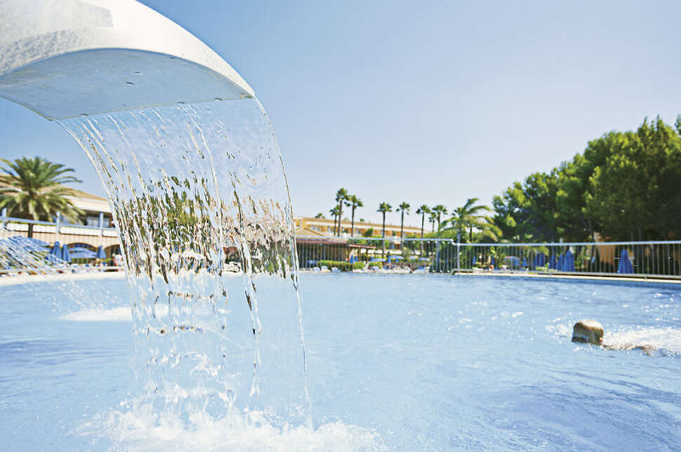 Een foto van het zwembad bij Hotel Princesa Playa