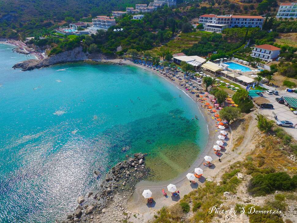 Ein Foto von der Außenansicht des Glicorisa Beach Hotel