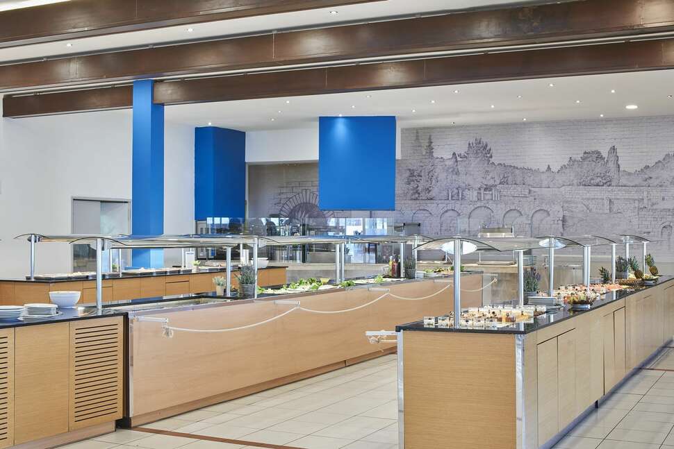 Een foto van de faciliteiten bij White Olive Marine Aquapark