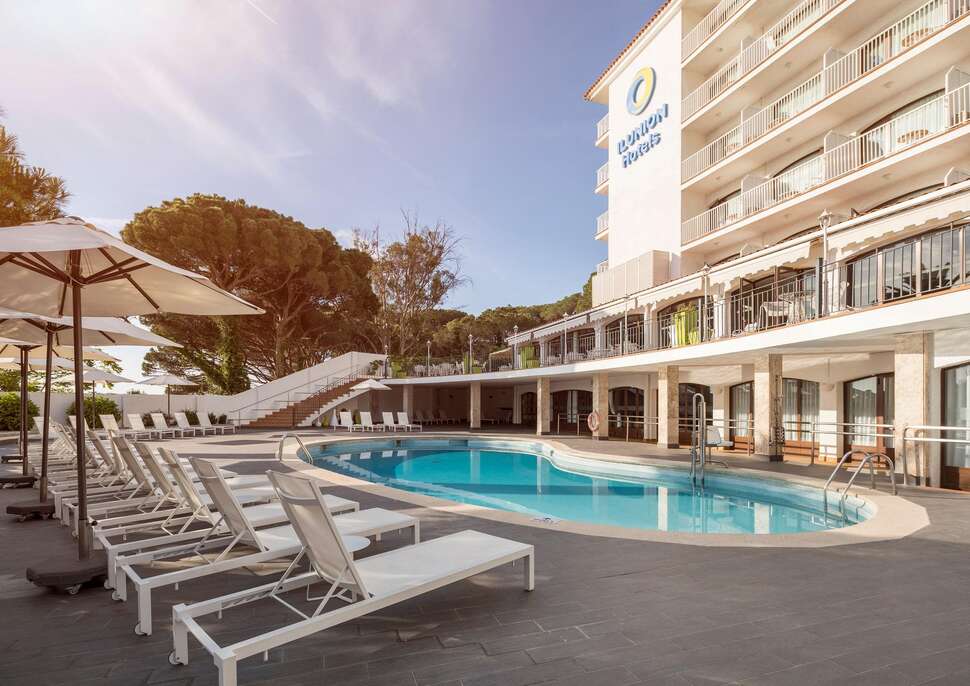 Een foto van een overzicht van Hotel Ilunion Caleta Park