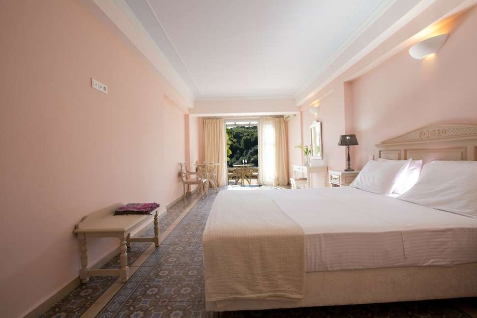 Ein Foto Red Tower Hotel