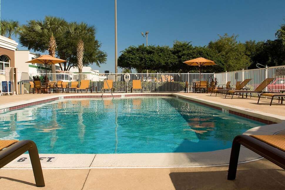 Ein Foto Fairfield Inn & Suites Lake Buena Vista