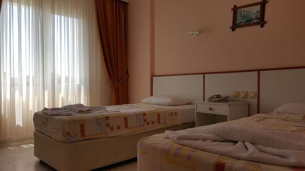 Ein Foto Golden Moon Aparthotel