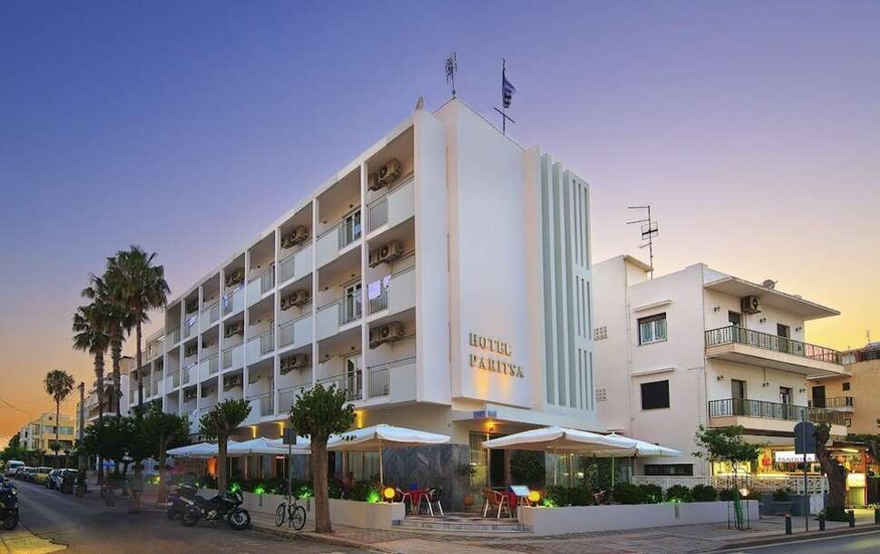 Ein Foto Paritsa Hotel