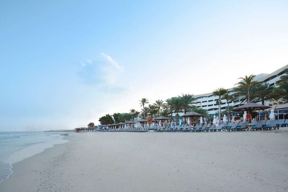 Ein Foto Occidental Sharjah Grand