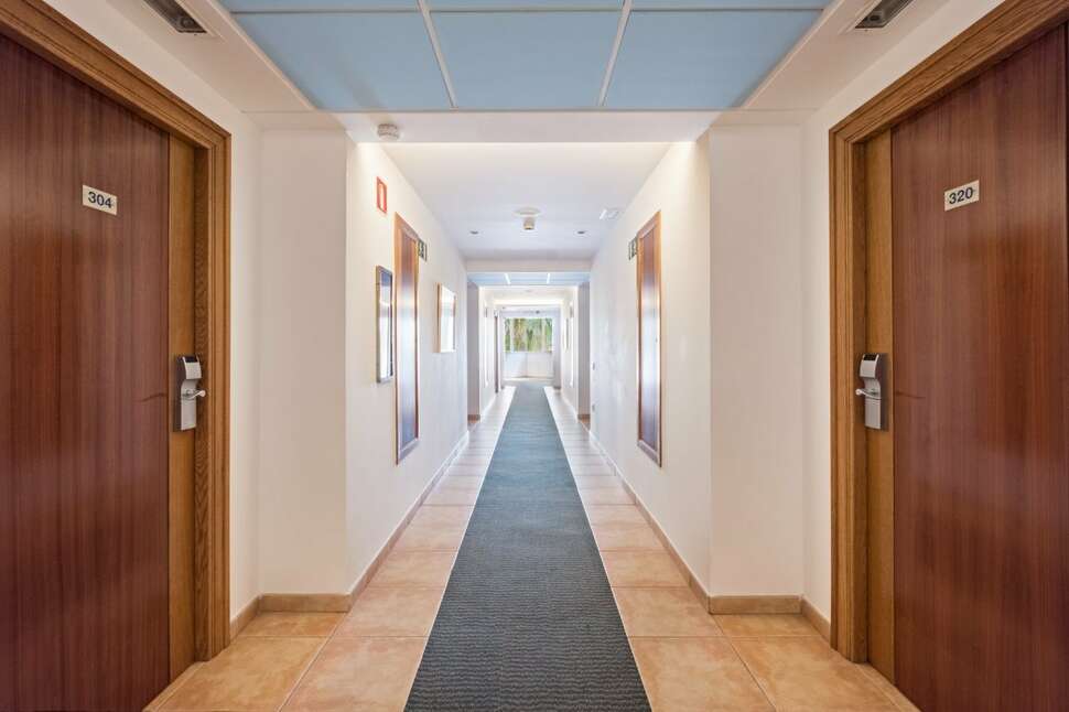 Een foto van het interieur van Rosamar Ibiza hotel