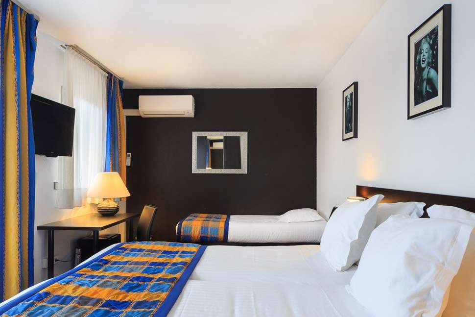 Ein Foto Hotel Mediterranee
