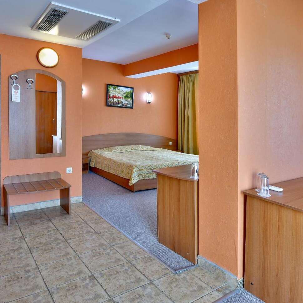 Een foto van Estreya Palace & Residence