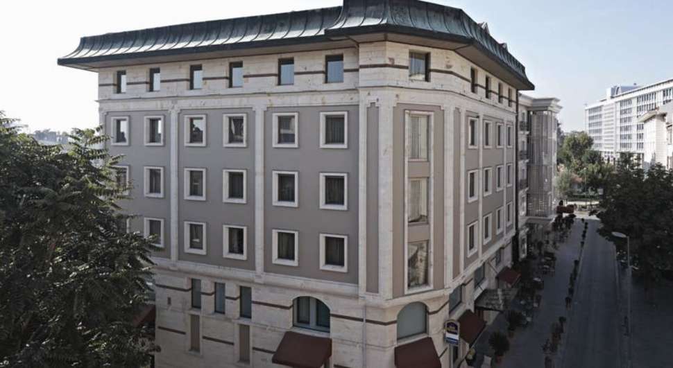 Een foto van de buitenkant van Holiday Inn Istanbul Old City