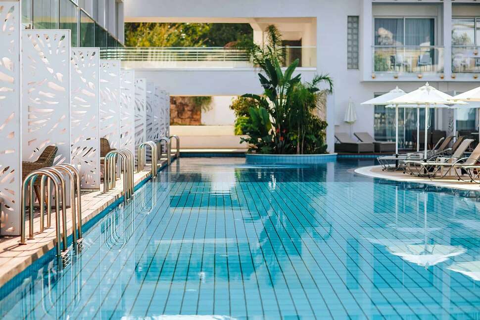 Een foto van het zwembad bij Sofianna Resort & Spa