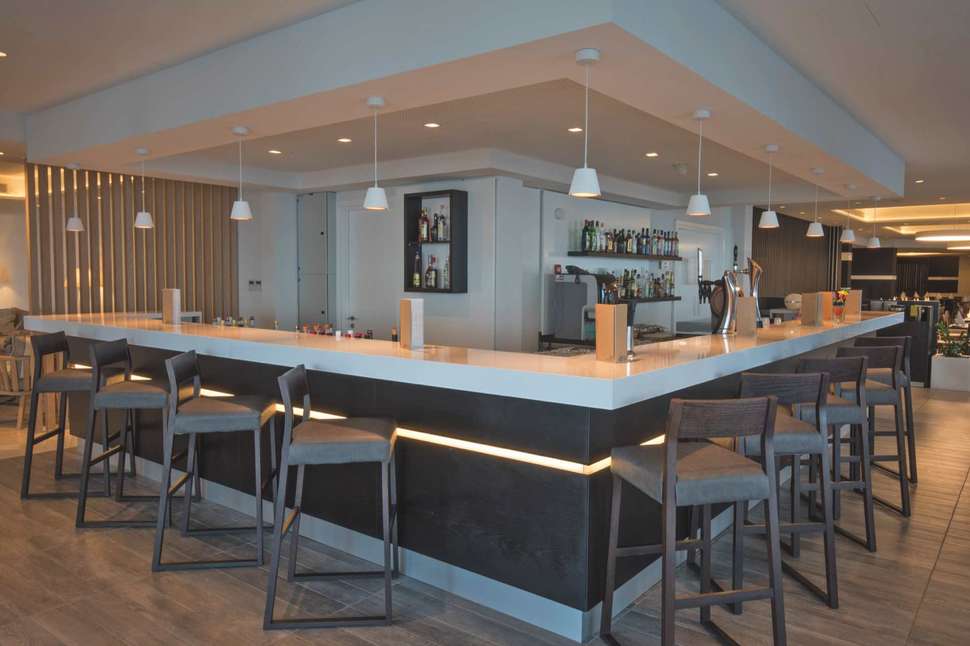 Een foto van de faciliteiten bij Evalena Beach Hotel