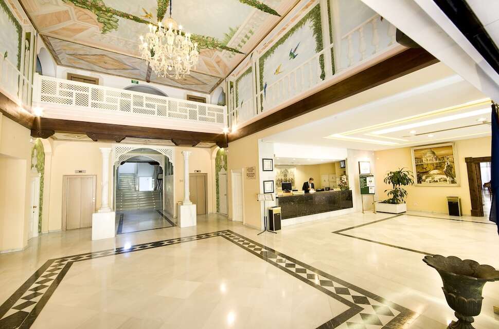 Een foto van het interieur van Aparthotel Monarque Sultan