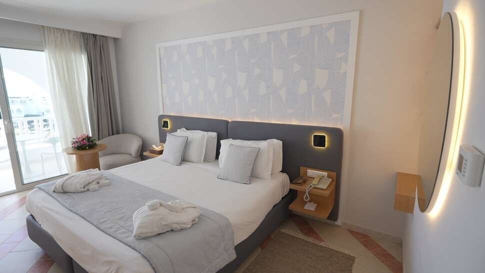 Ein Foto Golden Tulip Taj Sultan