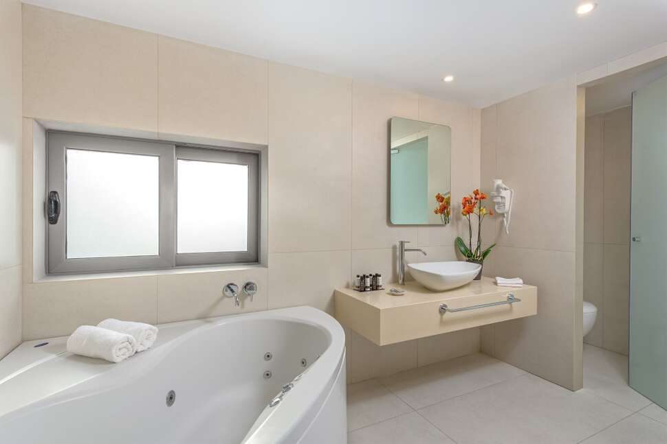 Een foto van The Ixian Grand & All Suites