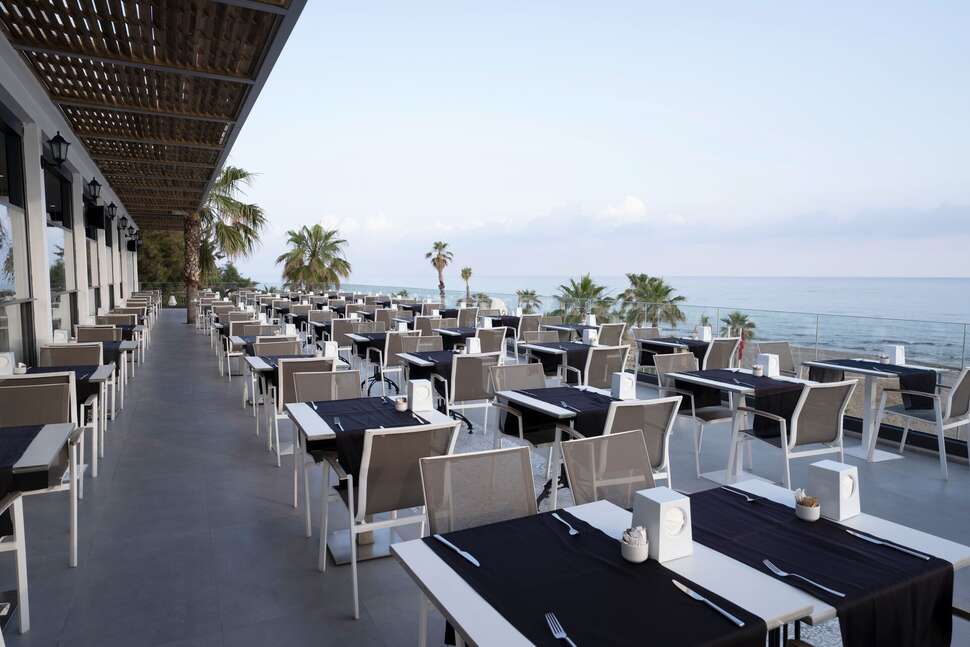 Een foto van de faciliteiten bij Flora Garden Beach Hotel