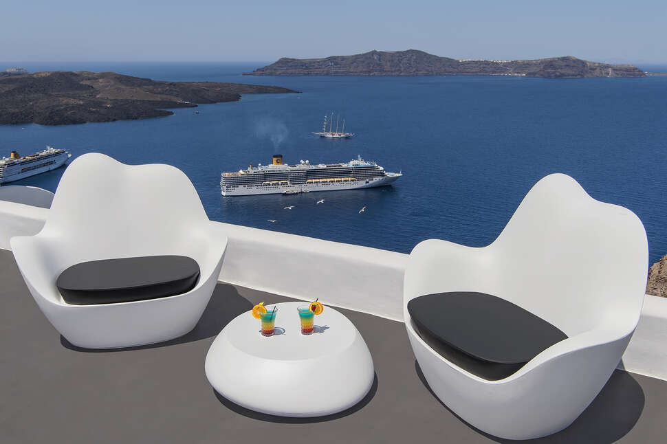 Een foto van Athina Luxury Suites