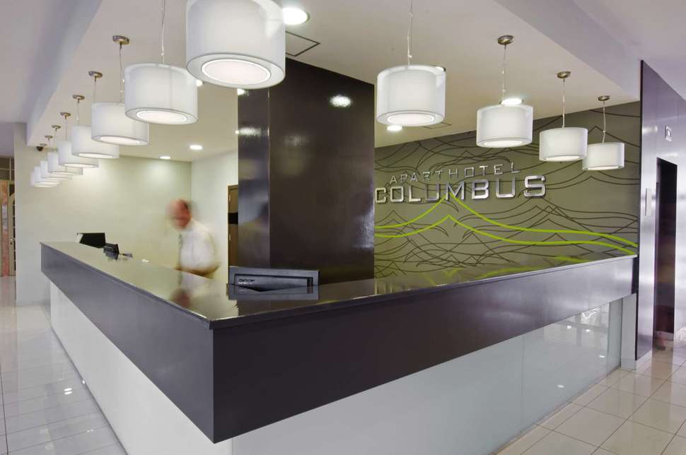 Een foto van het interieur van Aparthotel Kn Columbus