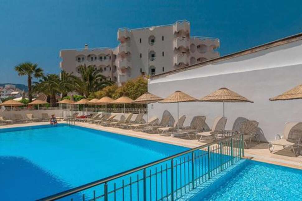 Een foto van The Beachfront Hotel